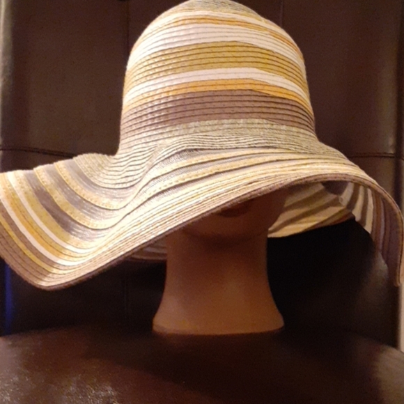 BCBGeneration Accessories - Floppy hat